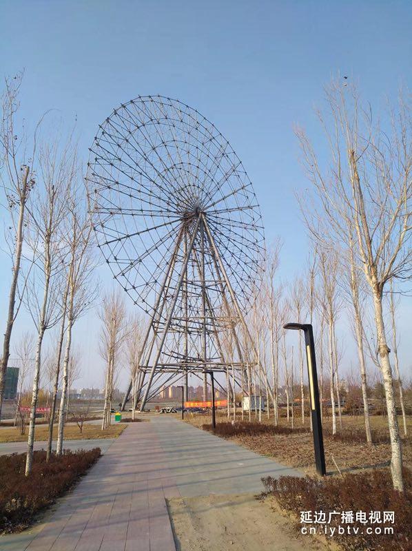 珲春市滨水公园南岸摩天轮项目基本建成