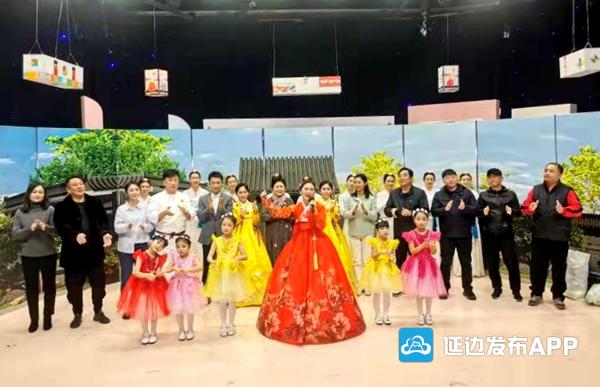 延边广播电视台朝鲜语新闻综合广播成功推出融媒体春节文艺晚会伟大的