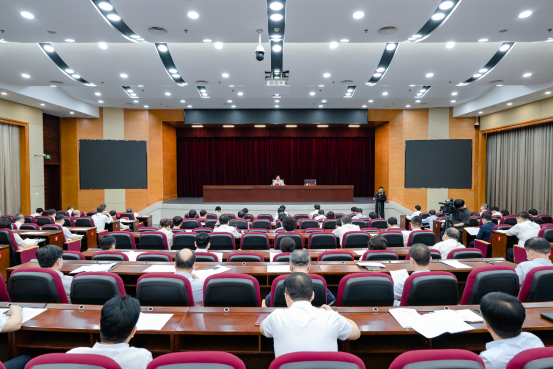 胡家福着力提升政治能力思维能力实践能力把学习成果转化为推动延边